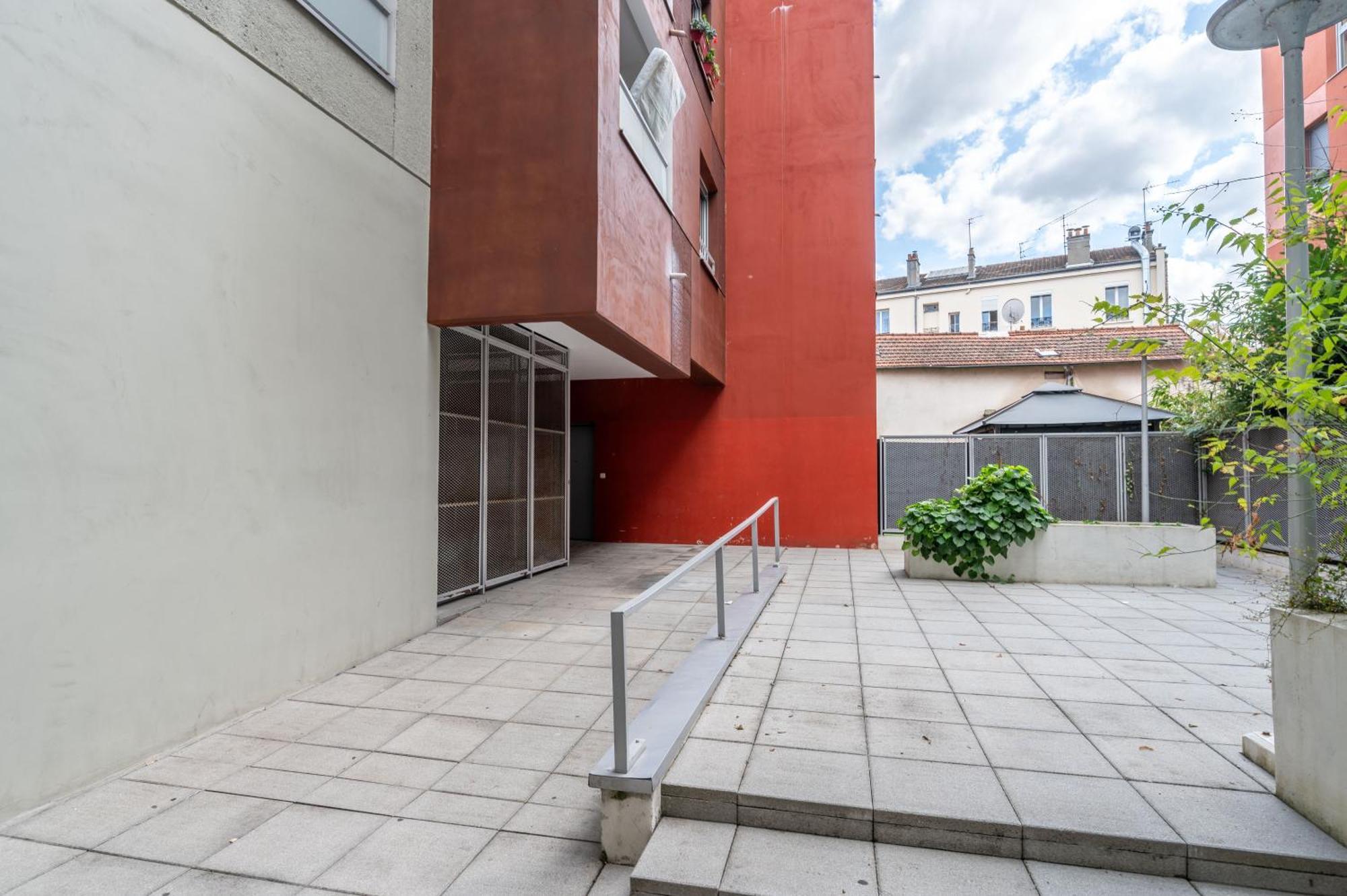 Superbe Appartement 1Min Metro7 Rez-De-Chaussee Обервилье Экстерьер фото